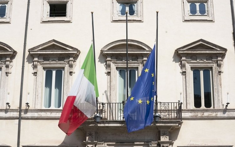 Coronavirus, questa sera vertice Conte-Di Maio-Gualtieri