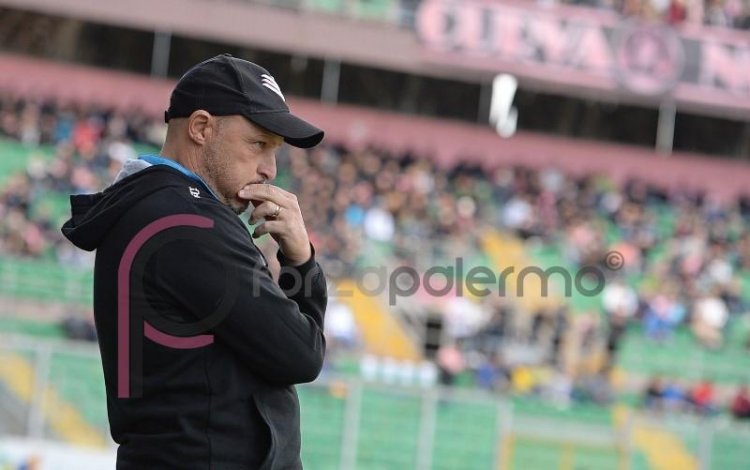 Pergolizzi in attesa, il Palermo prende tempo