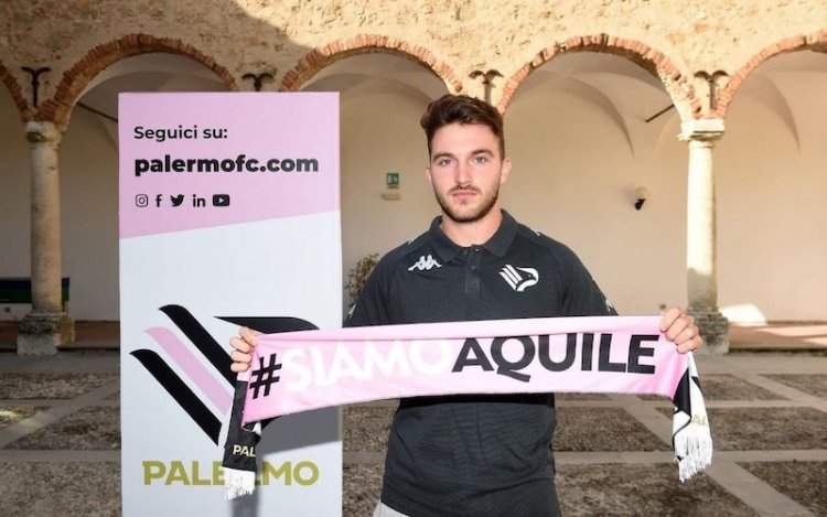 Palermo, oggi Corrado in conferenza