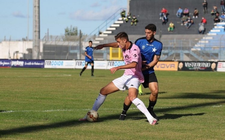 Palermo, Boscaglia respira. I tamponi ridanno la panchina
