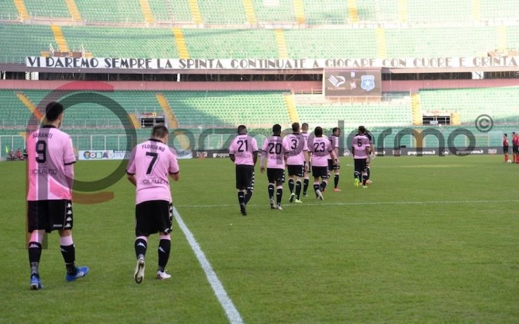 Palermo, che beffa: il muro tiene e Turris corsara al Barbera