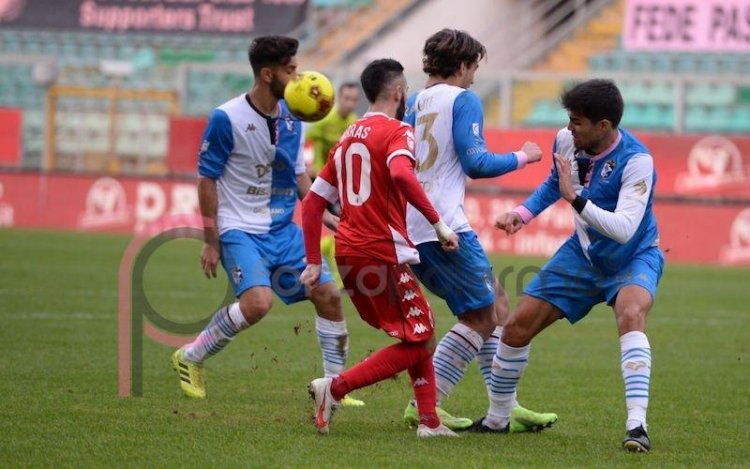 VIDEO - Palermo-Bari, gli highlights della gara d'andata