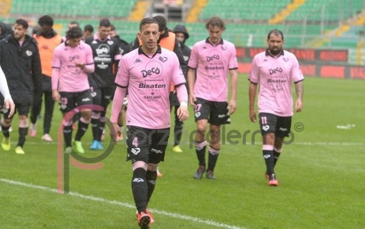 D'Angelo spegne il sogno del Palermo: passa l'Avellino