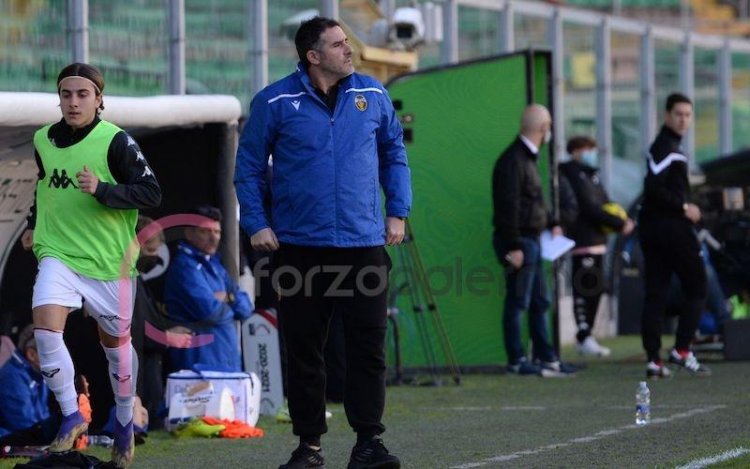 Lucarelli: «In B punteremo alla salvezza»