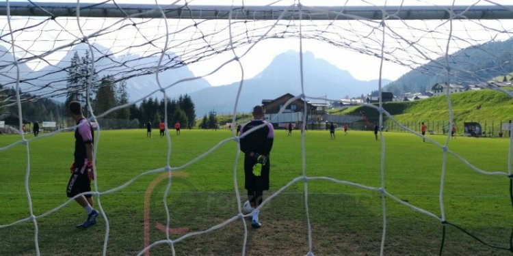 Pomini lascia il Venezia ma non smette