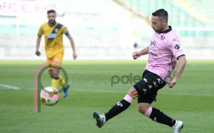 Palermo-Feralpisalò, nessun cambio. Floriano unico dubbio