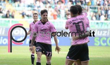 Il Palermo si affida al "Barbera" contro il Venezia. Rendimento in casa da playoff