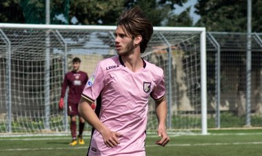 Gallo, il terzino palermitano rinnova col Lecce e ricorda la prima con Corini