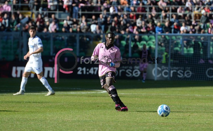 UFFICIALE - Gomes rinnova con il Palermo fino al 2027