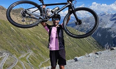 Bileddo, una scalata rosanero. In cima allo Stelvio con la maglia del Palermo