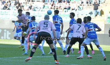Palermo, a Cosenza senza Lucioni e Di Mariano