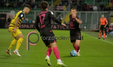 Palermo, adesso occhio anche ai cartellini: 5 in diffida