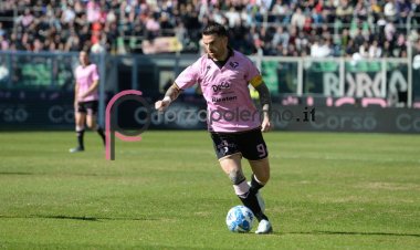 Palermo - LND Sondrio, la formazione iniziale dei rosanero. Brunori capitano