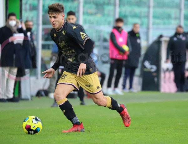 Calciomercato Palermo: trattativa con la Pianese per il trasferimento di Buttaro