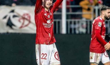 Palermo, Le Douaron non si è allenato col Brest. È a un passo dai rosa