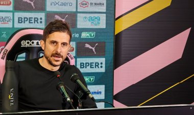 Palermo-Juve Stabia 1-0, Dionisi: "Partiti male in una gara sporca. Bravo Sirigu, vittoria giusta"