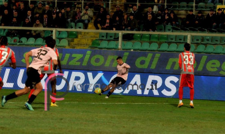Palermo-Cremonese, i precedenti. Ultimo e unico acuto grigiorosso nel '36