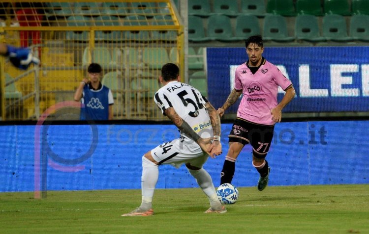 Palermo-Elia, svolta vicina. Non convocato per il ritiro dello Spezia, accordo a 1.5 milioni e bonus