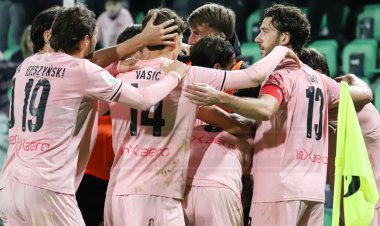 Frosinone-Palermo: il destino dei rosanero racchiuso in 90 minuti