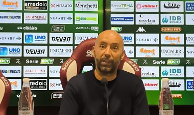 Arezzo-Palermo 2-3, Bucchi: «Oggi è la serata dell'orgoglio, partita straordinaria»