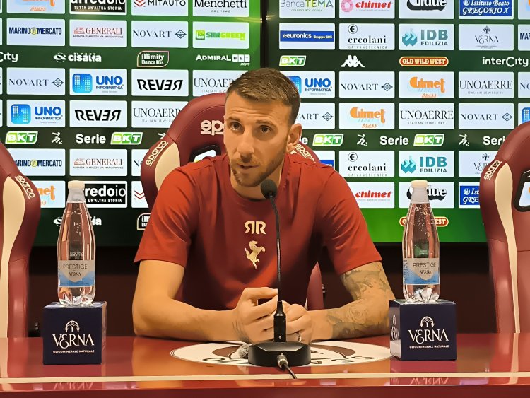 Arezzo-Palermo 2-3, Cianci: «Il Palermo ha giocatori che non c'entrano nulla con la categoria»
