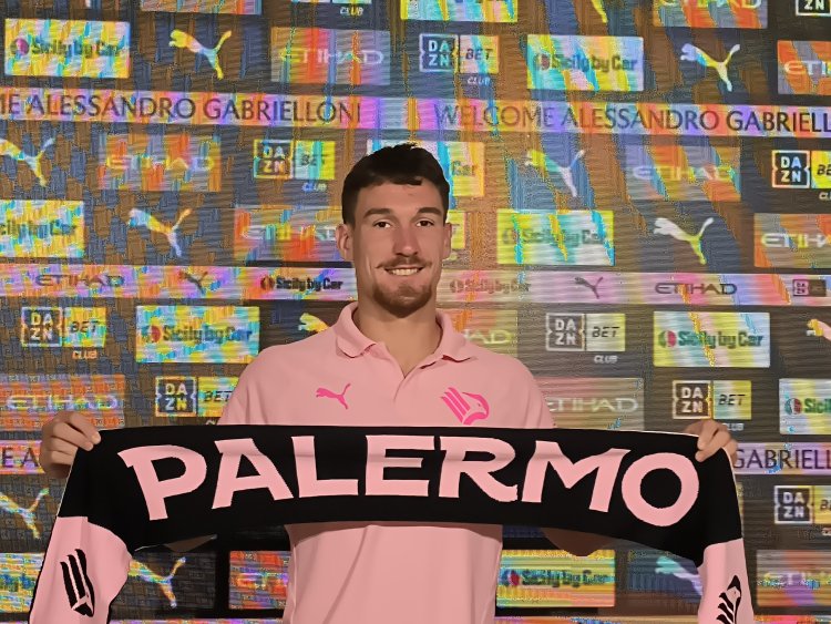 Palermo, Gabrielloni si presenta: «Ho voglia di essere utile e migliorare. Ieri emozioni forti»